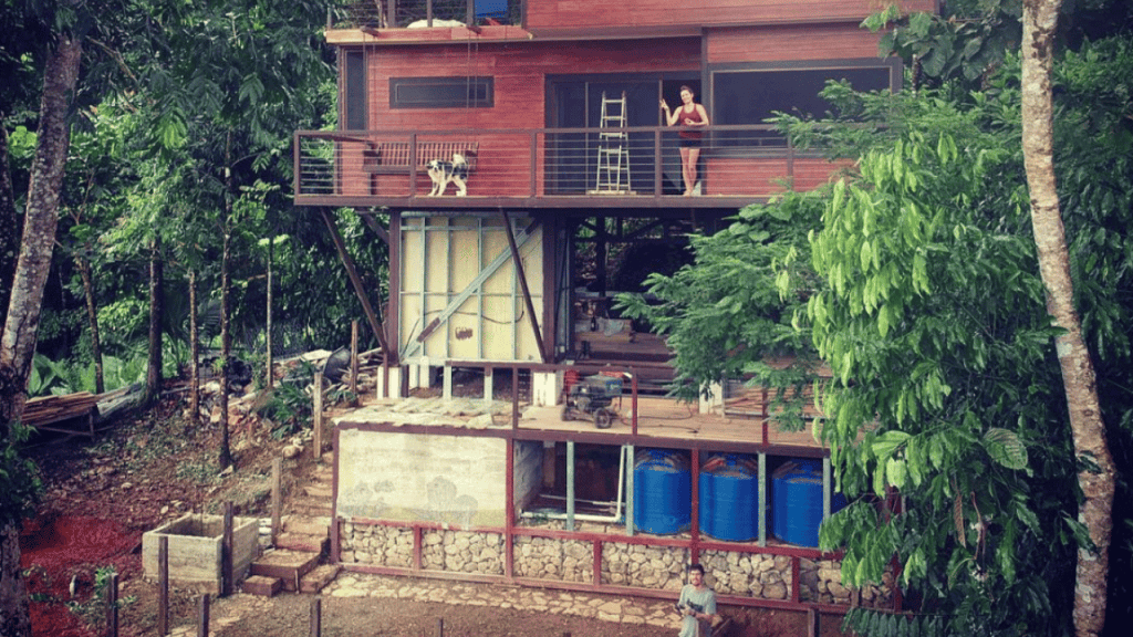 Off Grid home in Costa Rica